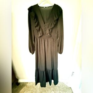 Zara Medium Black Long Sleeve Dress